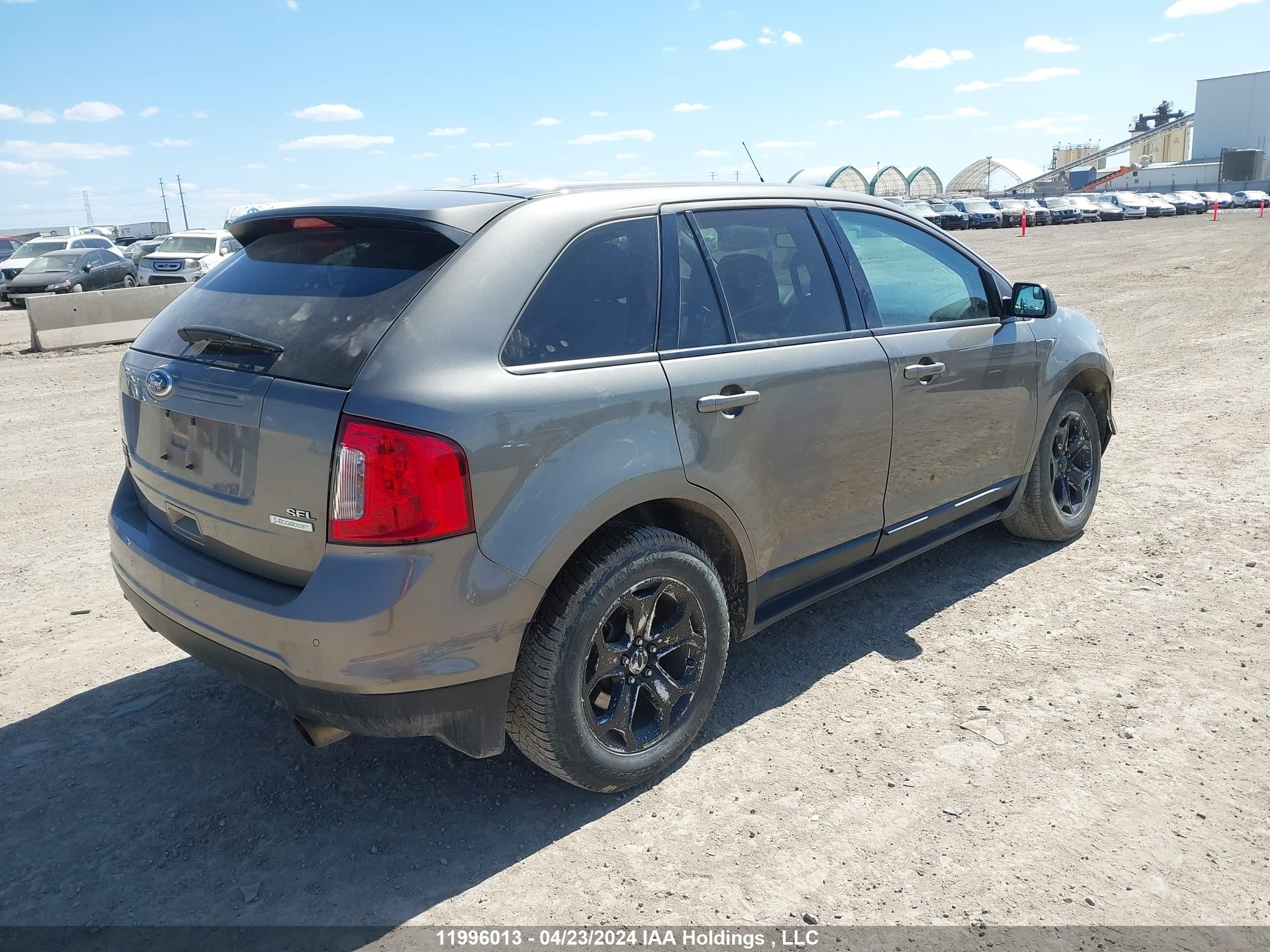 Photo 3 VIN: 2FMDK3J98DBB39352 - FORD EDGE 