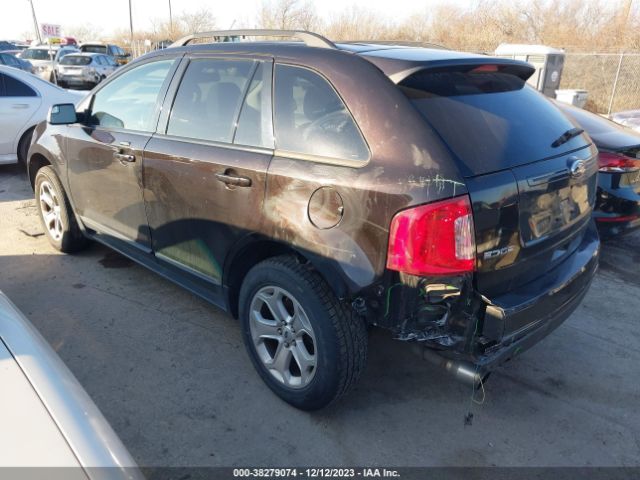 Photo 2 VIN: 2FMDK3J99DBA61261 - FORD EDGE 