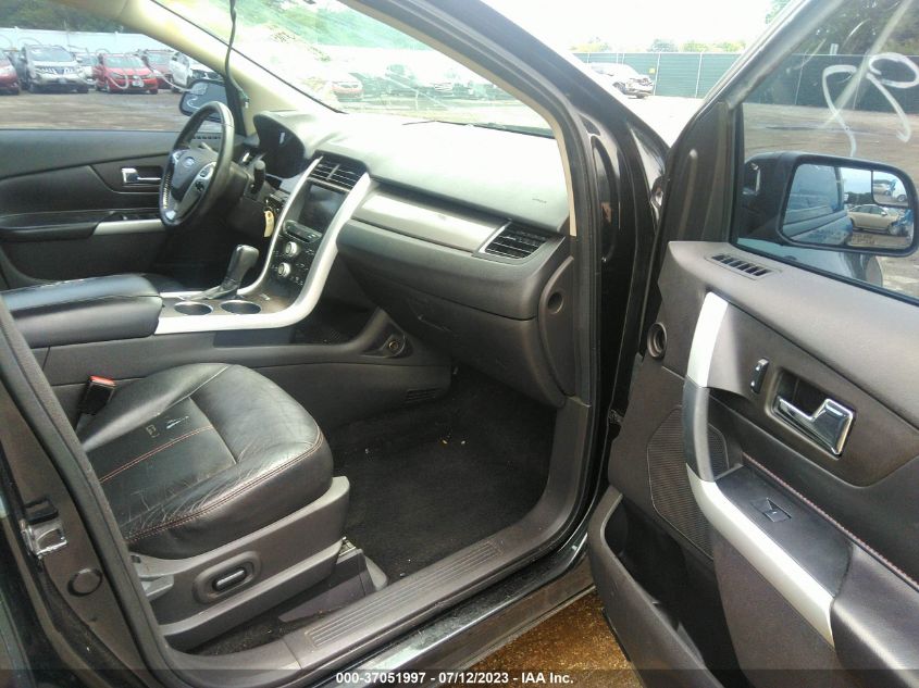 Photo 4 VIN: 2FMDK3JC0CBA45265 - FORD EDGE 