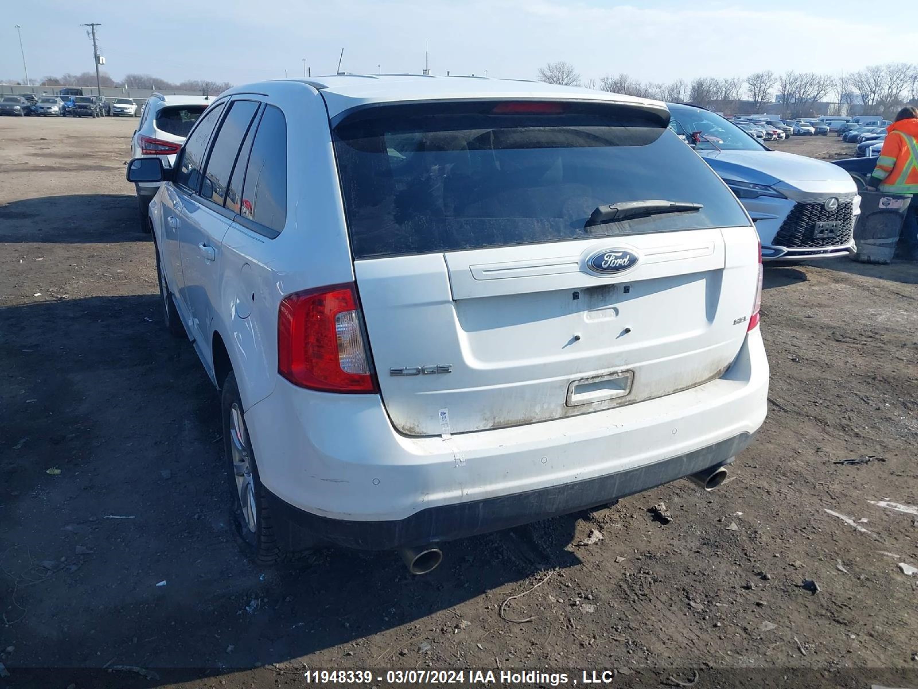 Photo 2 VIN: 2FMDK3JC0EBA69326 - FORD EDGE 