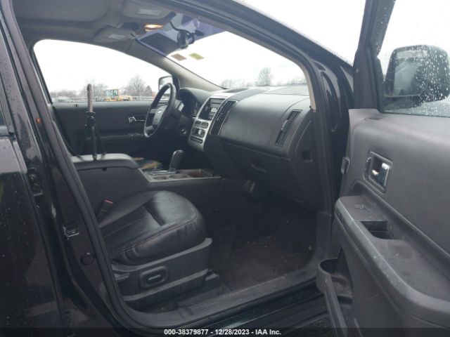 Photo 4 VIN: 2FMDK3JC1ABA01997 - FORD EDGE 