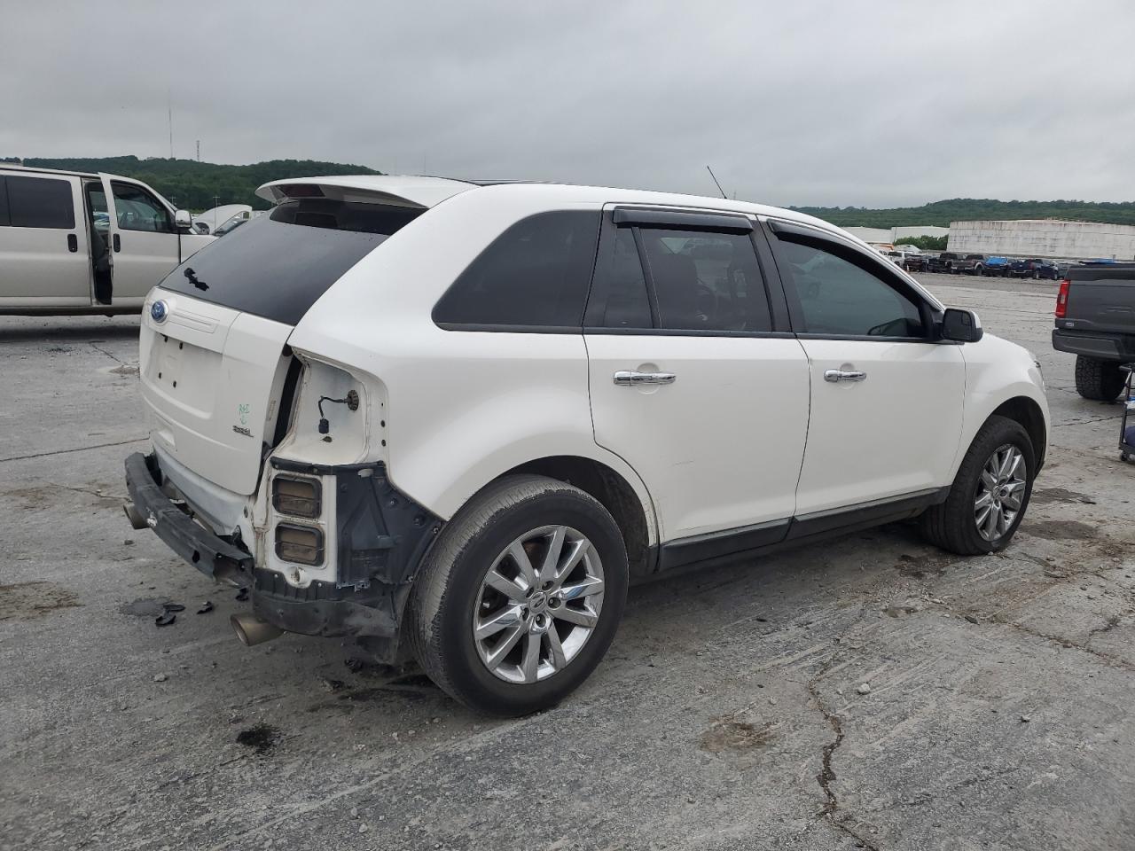 Photo 2 VIN: 2FMDK3JC1BBB06508 - FORD EDGE 