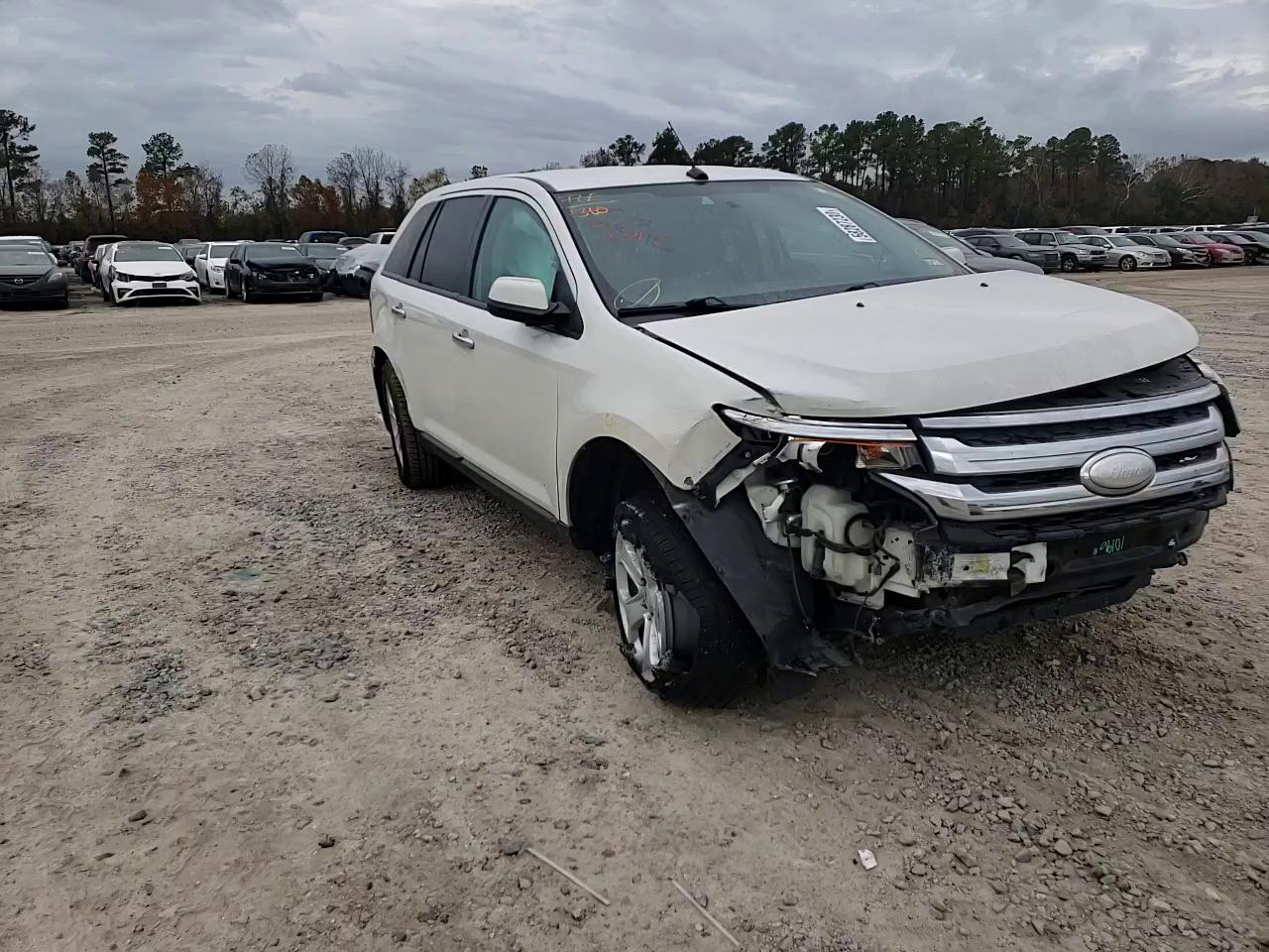 Photo 10 VIN: 2FMDK3JC1BBB18013 - FORD EDGE SEL 