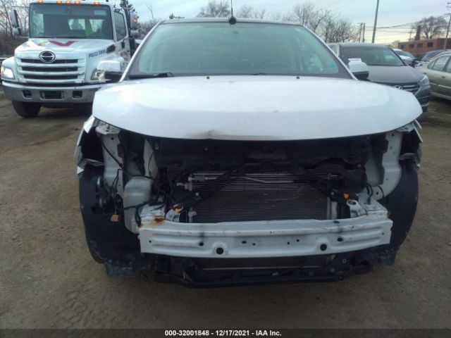 Photo 5 VIN: 2FMDK3JC1BBB54137 - FORD EDGE 