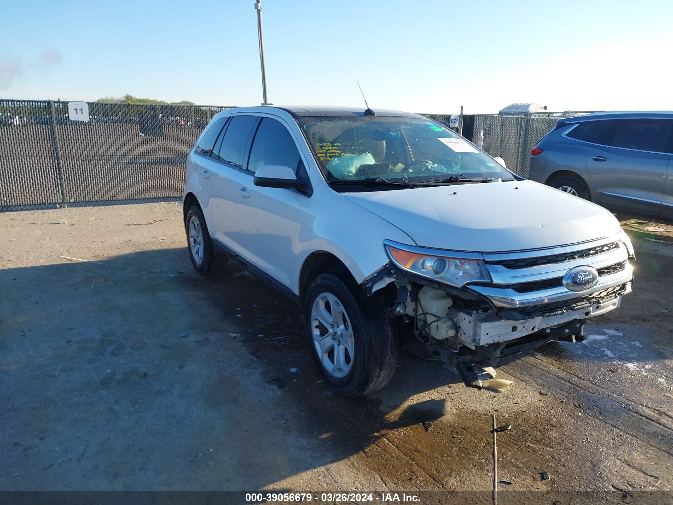 Photo 0 VIN: 2FMDK3JC1EBA74681 - FORD EDGE 