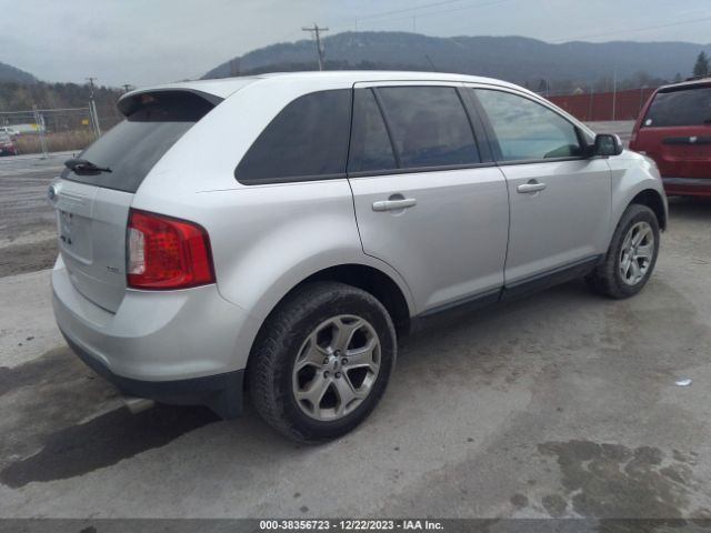 Photo 3 VIN: 2FMDK3JC2CBA02949 - FORD EDGE 