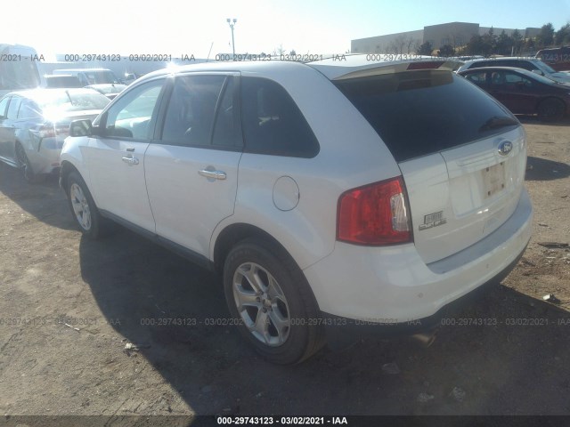 Photo 2 VIN: 2FMDK3JC3BBB13279 - FORD EDGE 