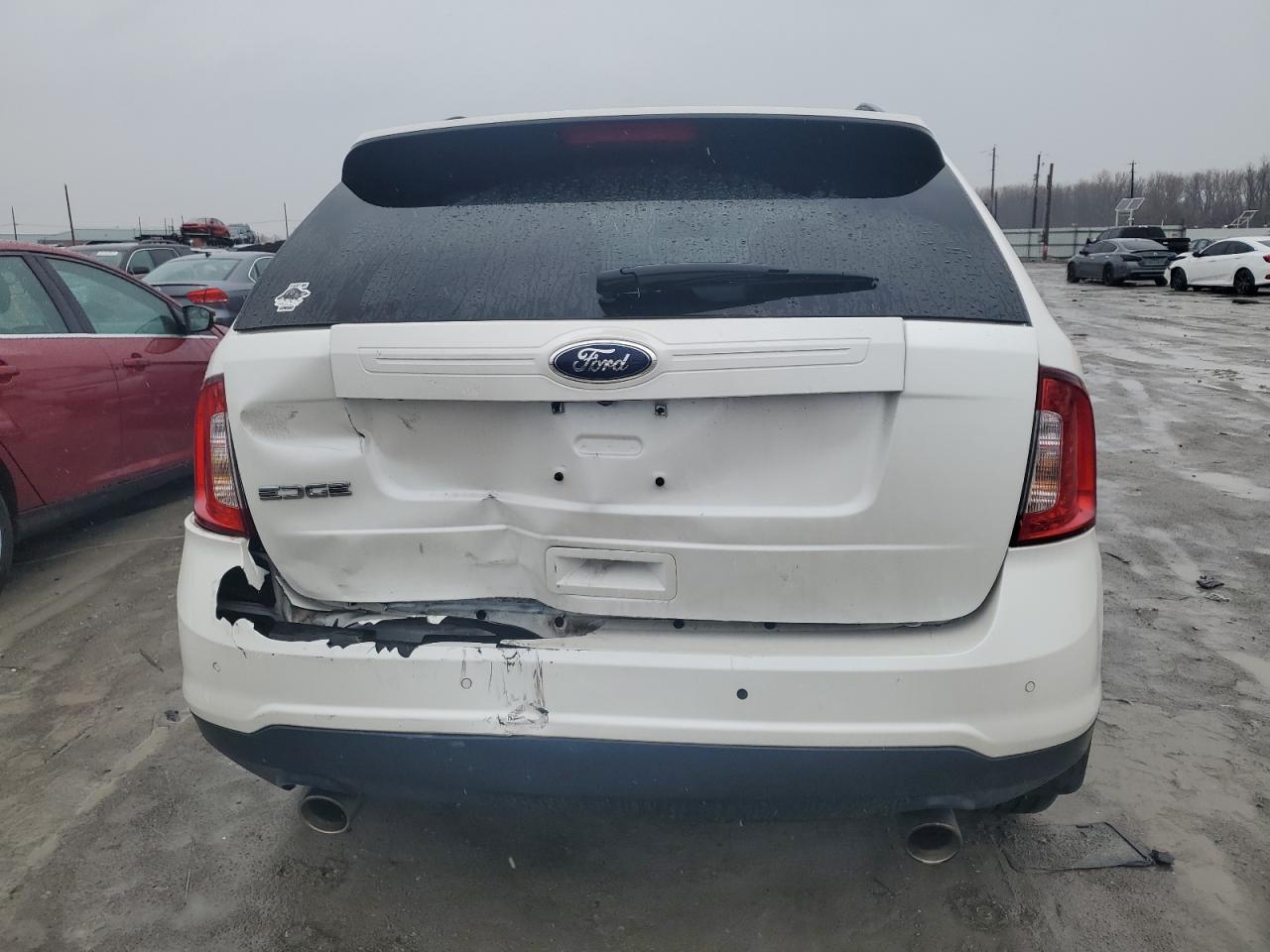 Photo 5 VIN: 2FMDK3JC3DBE23256 - FORD EDGE 