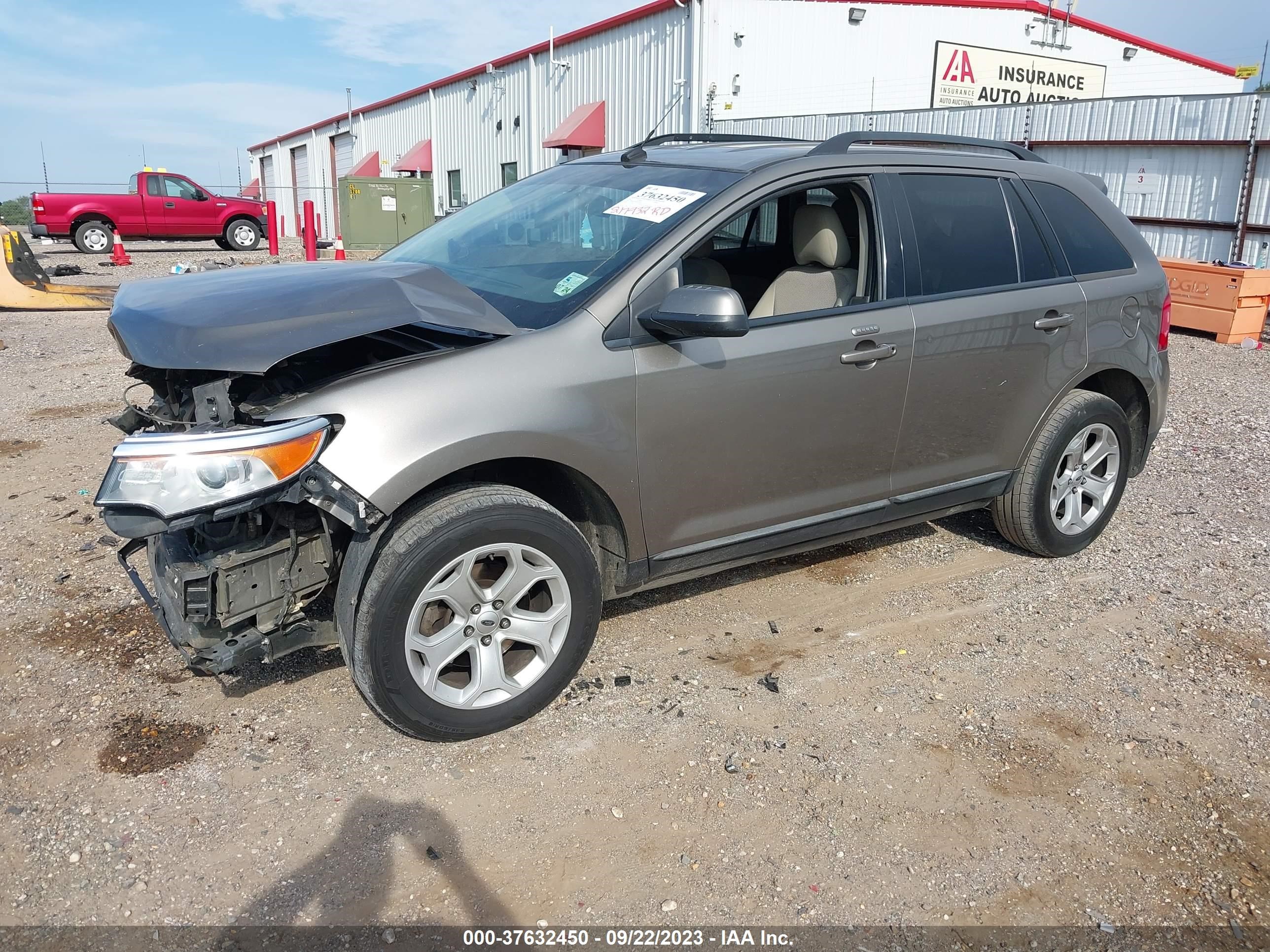 Photo 1 VIN: 2FMDK3JC4CBA19185 - FORD EDGE 