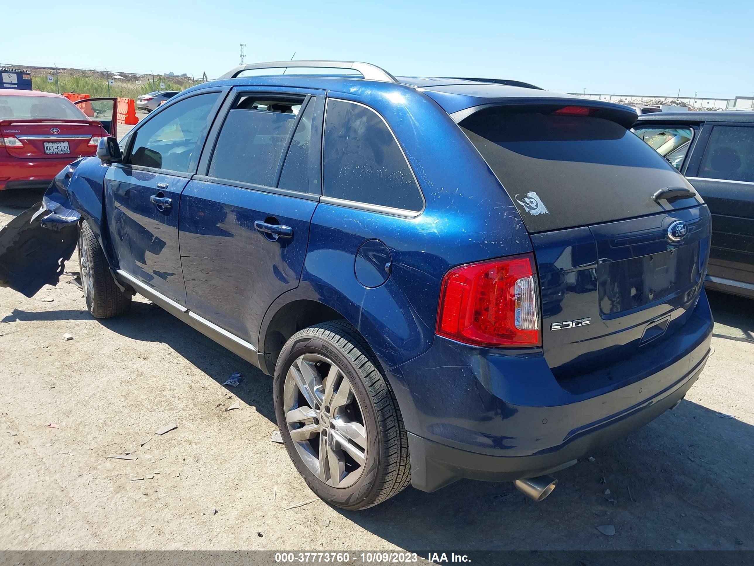 Photo 2 VIN: 2FMDK3JC4CBA80276 - FORD EDGE 