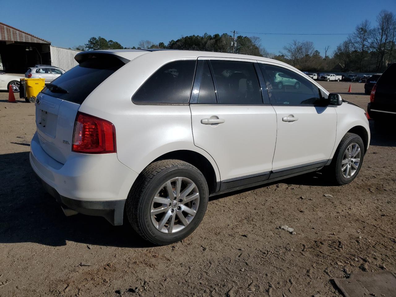 Photo 2 VIN: 2FMDK3JC6DBA72746 - FORD EDGE 