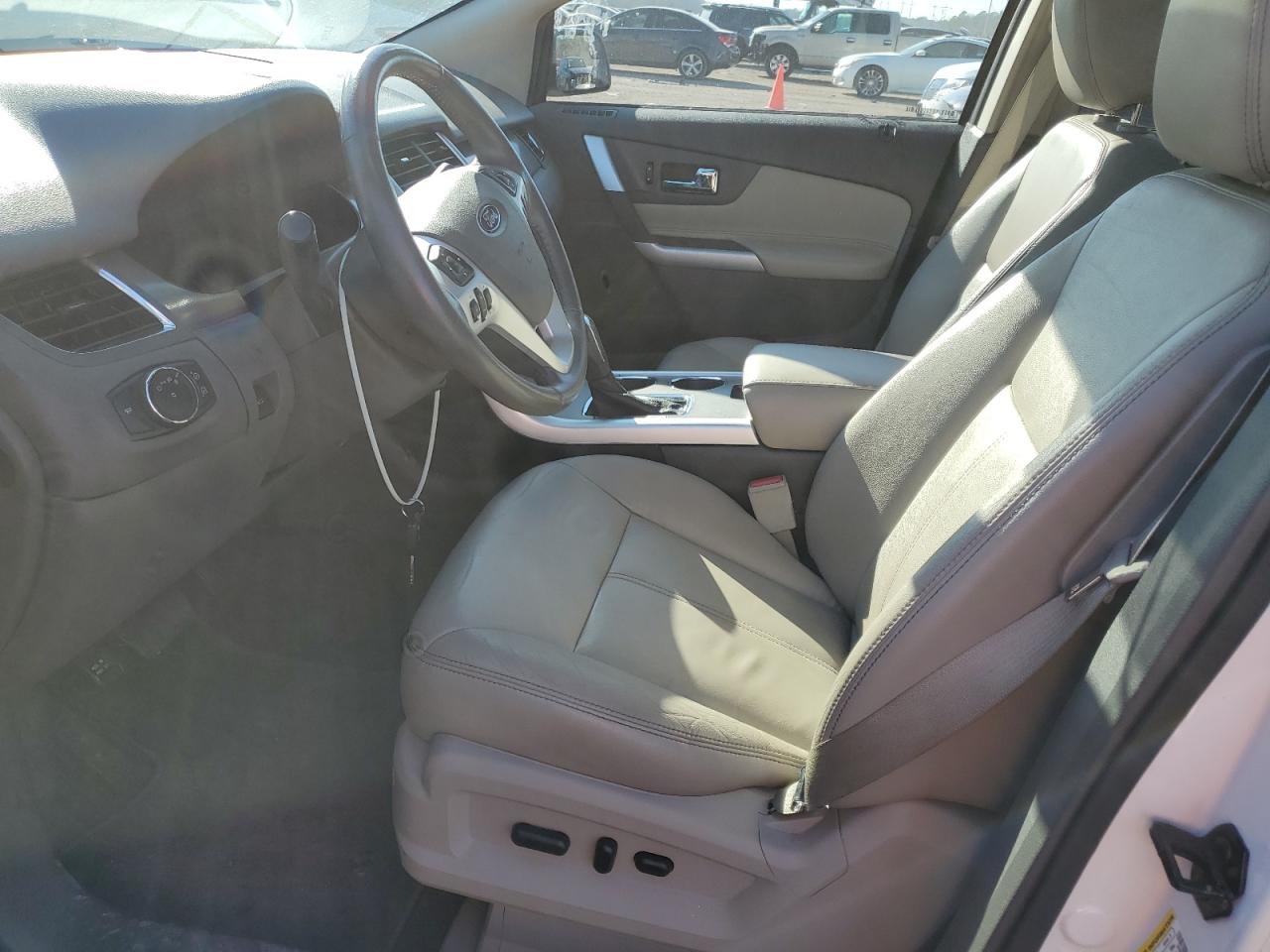 Photo 6 VIN: 2FMDK3JC6DBA72746 - FORD EDGE 