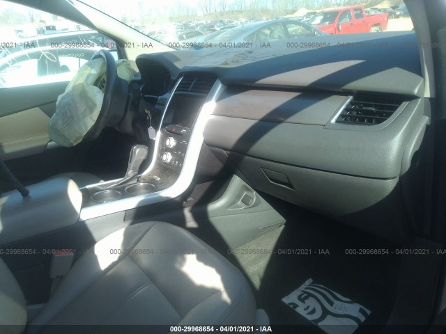 Photo 4 VIN: 2FMDK3JC7DBB17726 - FORD EDGE 