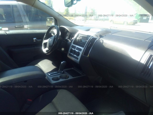 Photo 4 VIN: 2FMDK3JC8ABA03732 - FORD EDGE 