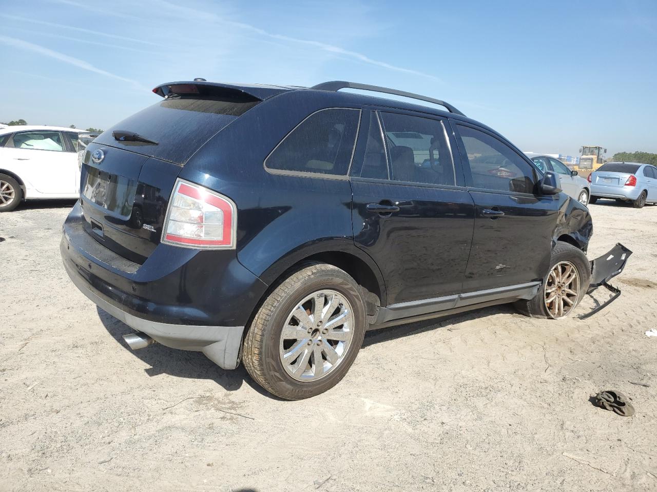 Photo 2 VIN: 2FMDK3JC8ABB62640 - FORD EDGE 