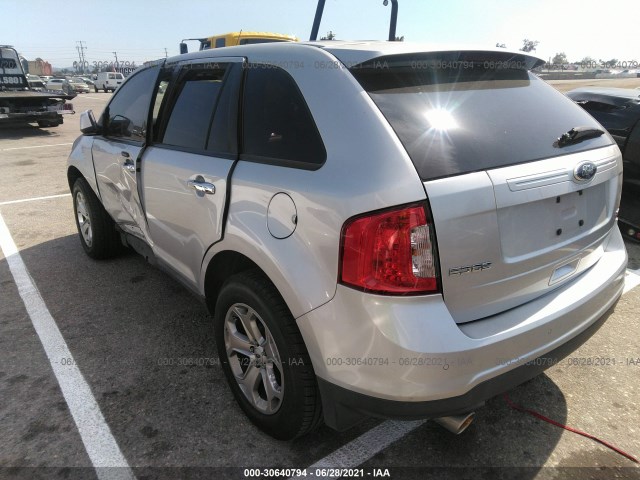 Photo 2 VIN: 2FMDK3JC8BBA86015 - FORD EDGE 