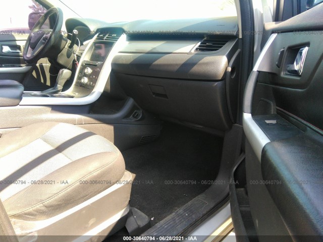 Photo 4 VIN: 2FMDK3JC8BBA86015 - FORD EDGE 