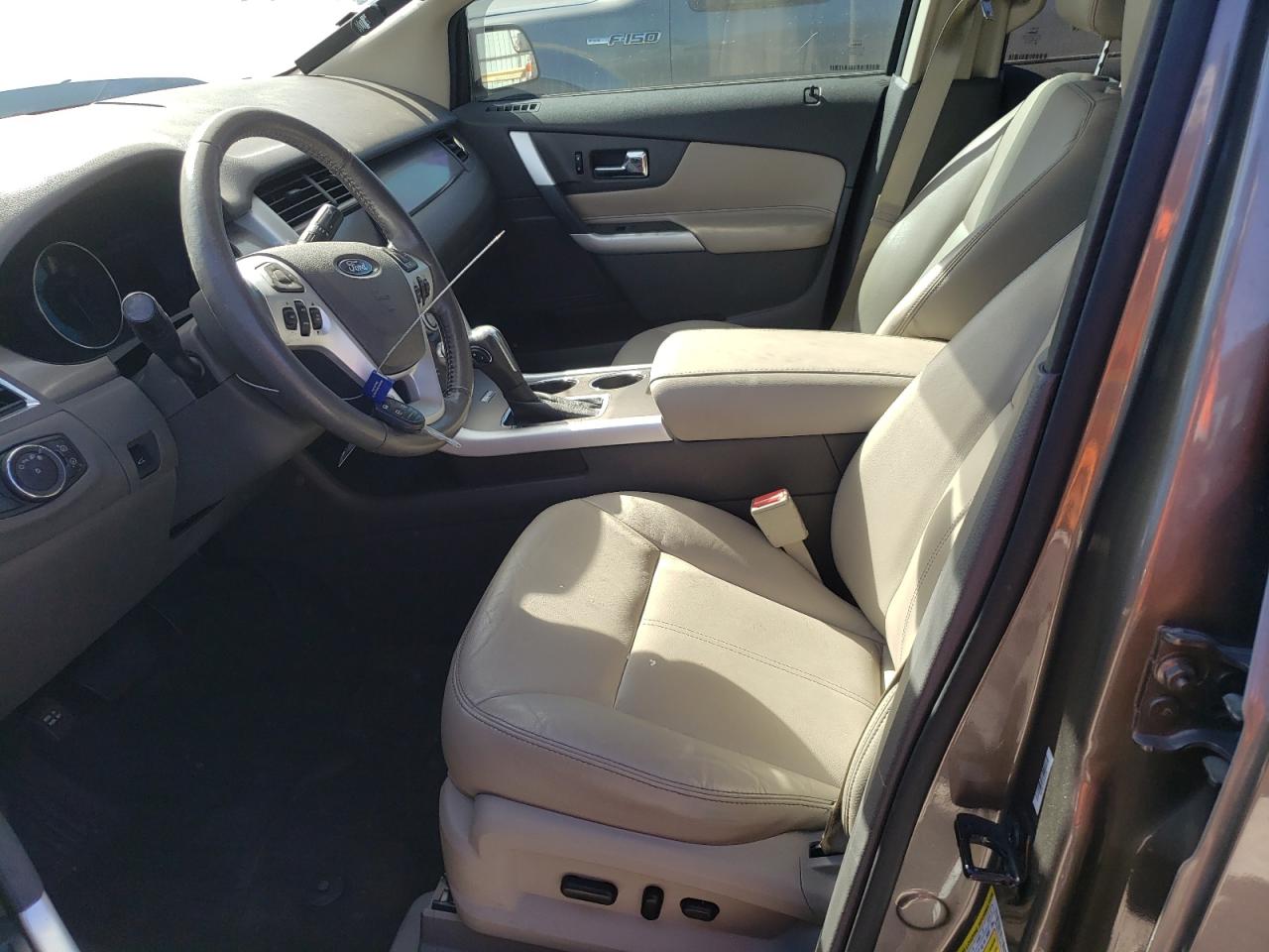 Photo 6 VIN: 2FMDK3JC8DBA02973 - FORD EDGE 