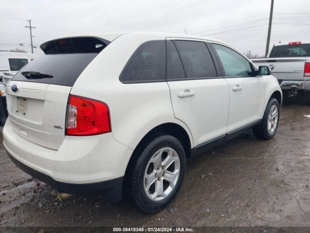 Photo 3 VIN: 2FMDK3JC8DBA44737 - FORD EDGE 