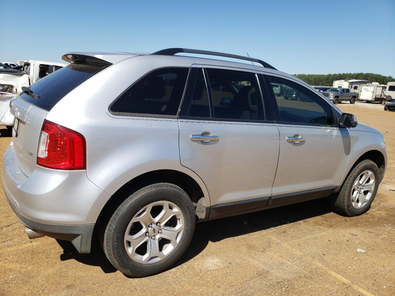 Photo 2 VIN: 2FMDK3JC9BBB21242 - FORD EDGE 