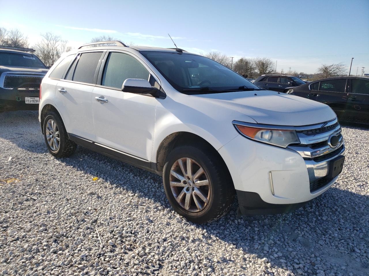 Photo 3 VIN: 2FMDK3JCXBBB24067 - FORD EDGE 