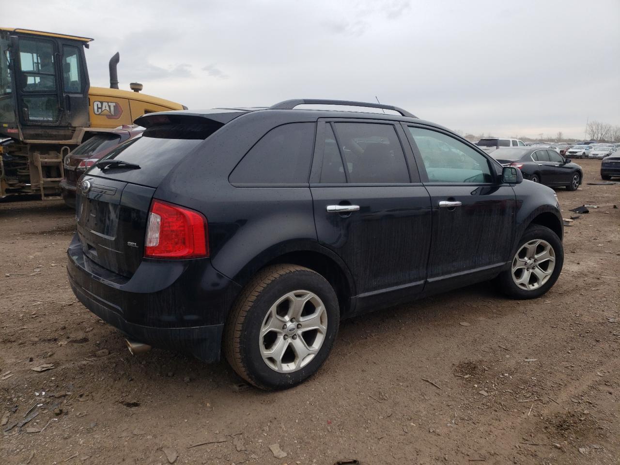 Photo 2 VIN: 2FMDK3JCXBBB34498 - FORD EDGE 