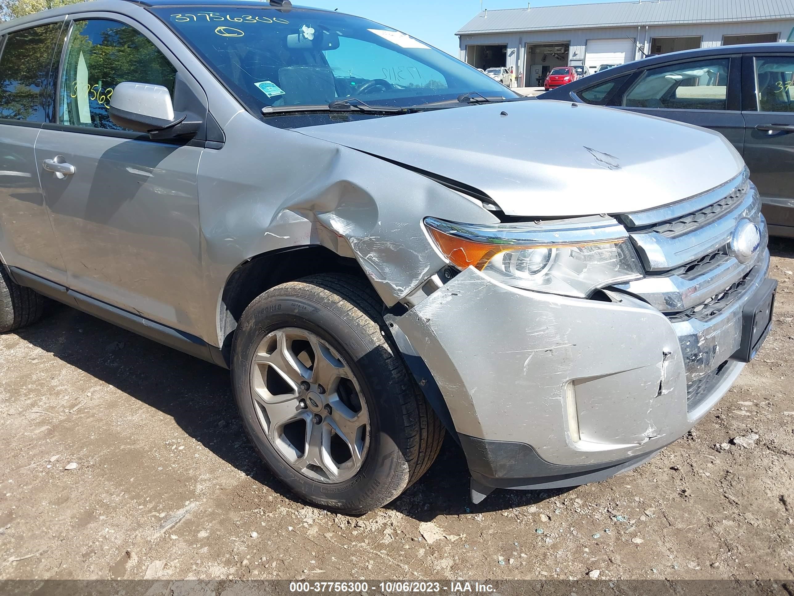 Photo 11 VIN: 2FMDK3JCXDBB51126 - FORD EDGE 