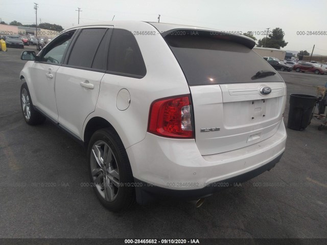 Photo 2 VIN: 2FMDK3JCXDBC12538 - FORD EDGE 