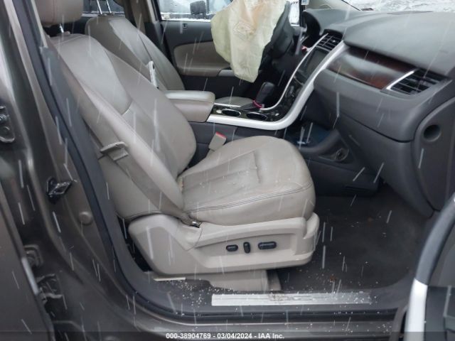 Photo 4 VIN: 2FMDK3K93CBA49877 - FORD EDGE 