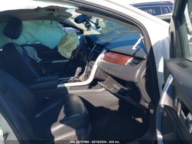 Photo 4 VIN: 2FMDK3K99DBA40151 - FORD EDGE 