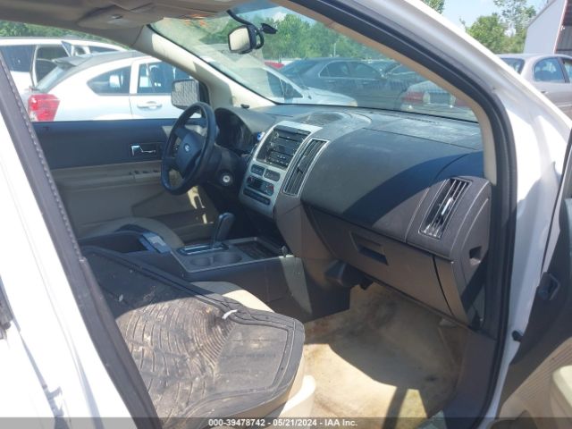 Photo 4 VIN: 2FMDK3KC0ABA30664 - FORD EDGE 