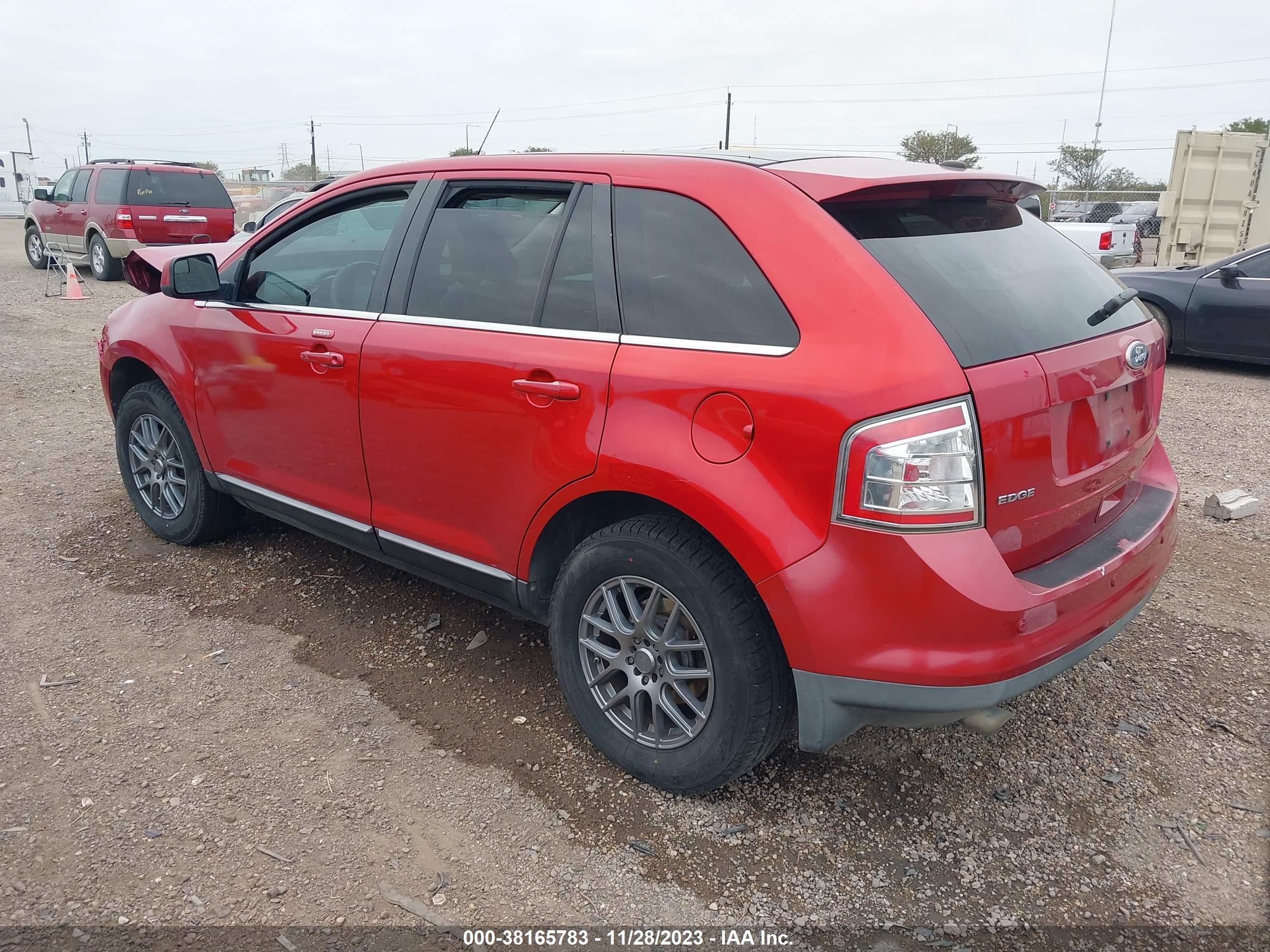 Photo 2 VIN: 2FMDK3KC0ABB73890 - FORD EDGE 