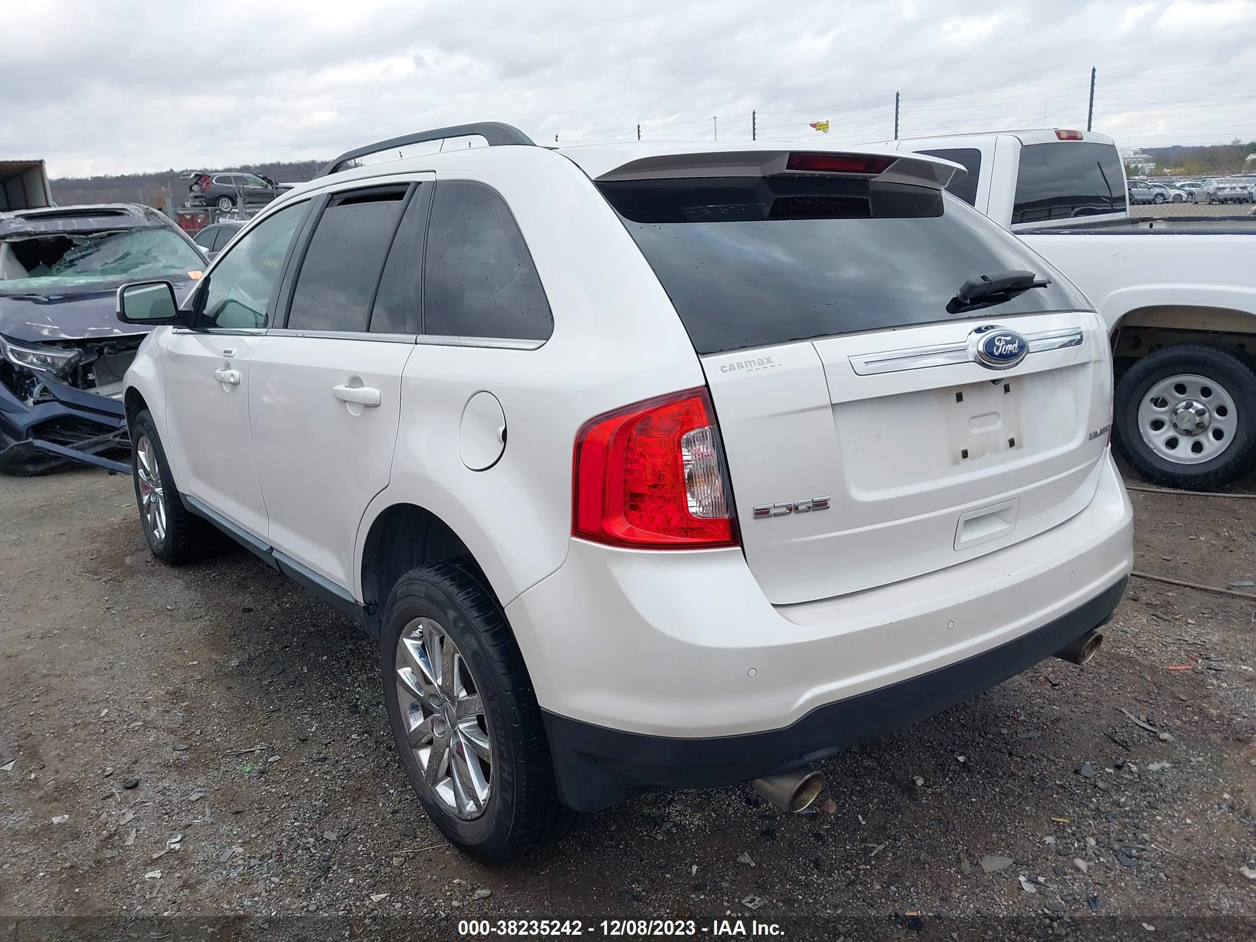 Photo 2 VIN: 2FMDK3KC0BBA72379 - FORD EDGE 