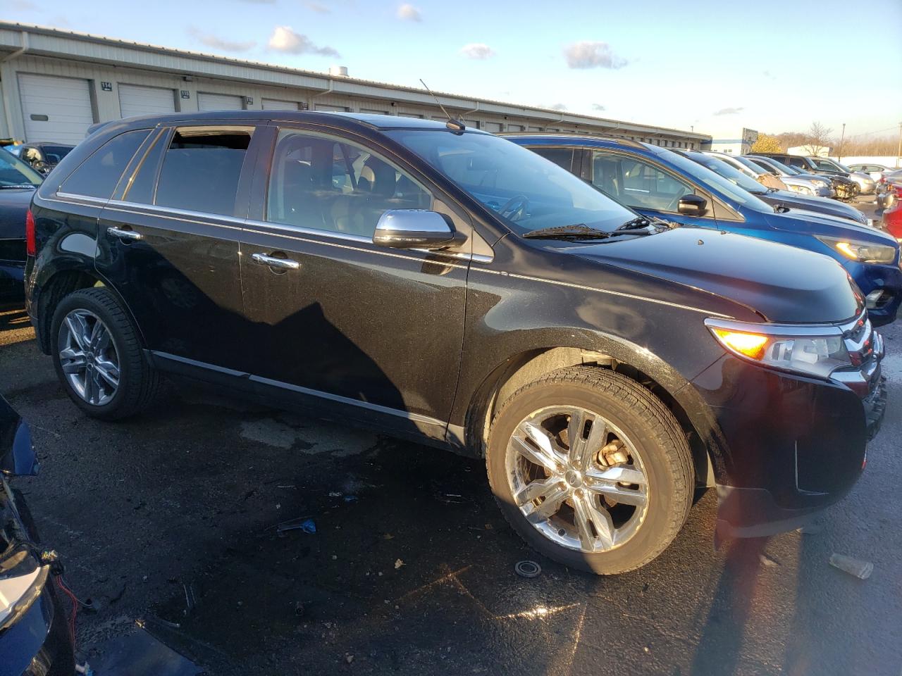 Photo 3 VIN: 2FMDK3KC1DBC53591 - FORD EDGE 