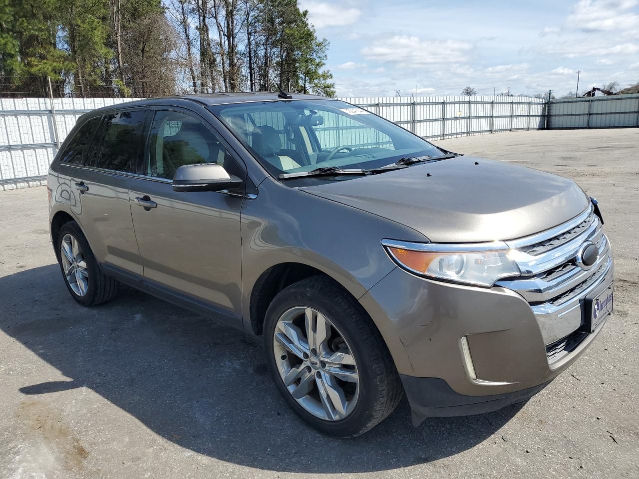 Photo 3 VIN: 2FMDK3KC1DBE15767 - FORD EDGE 