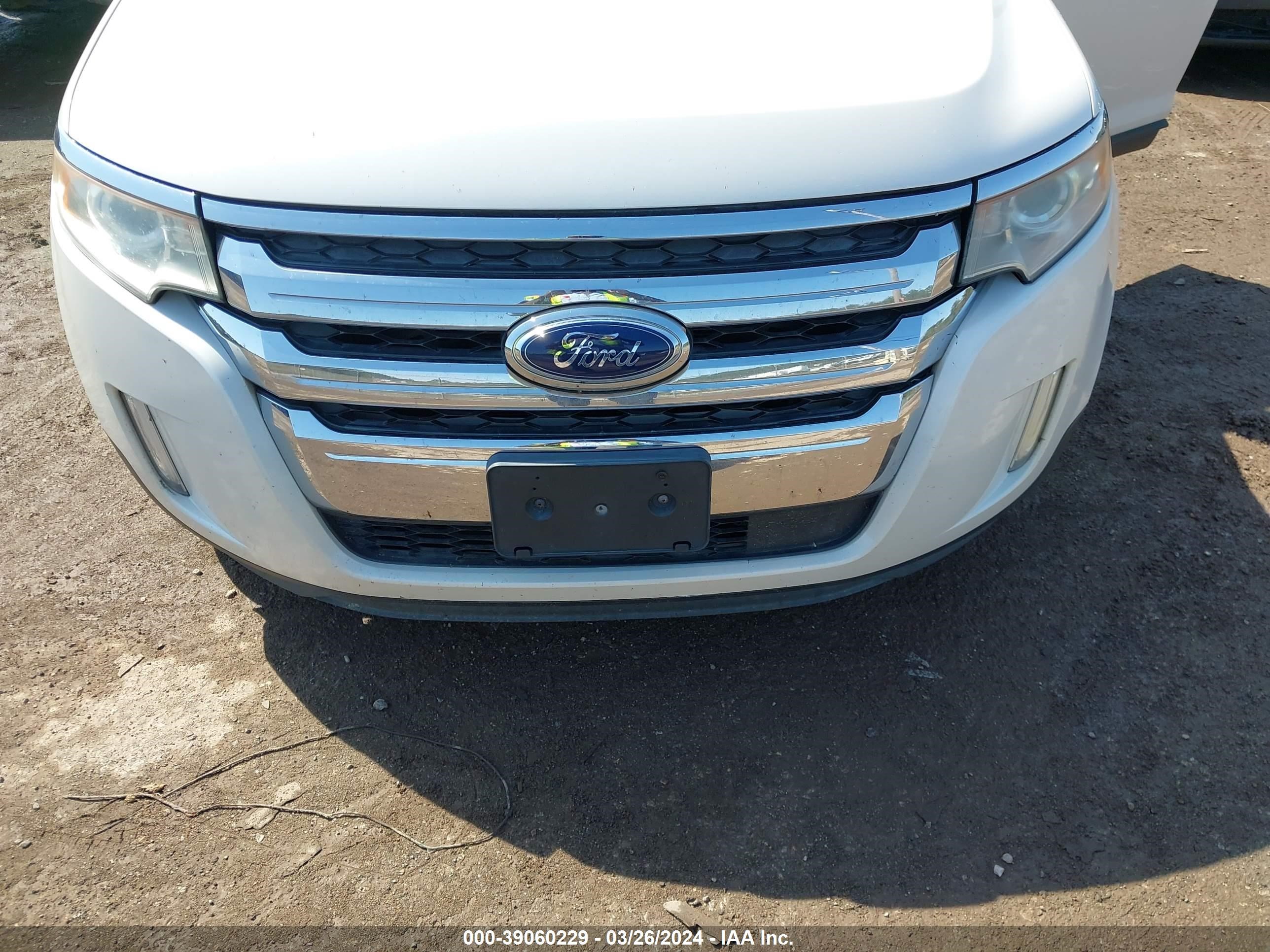 Photo 5 VIN: 2FMDK3KC2BBB42884 - FORD EDGE 