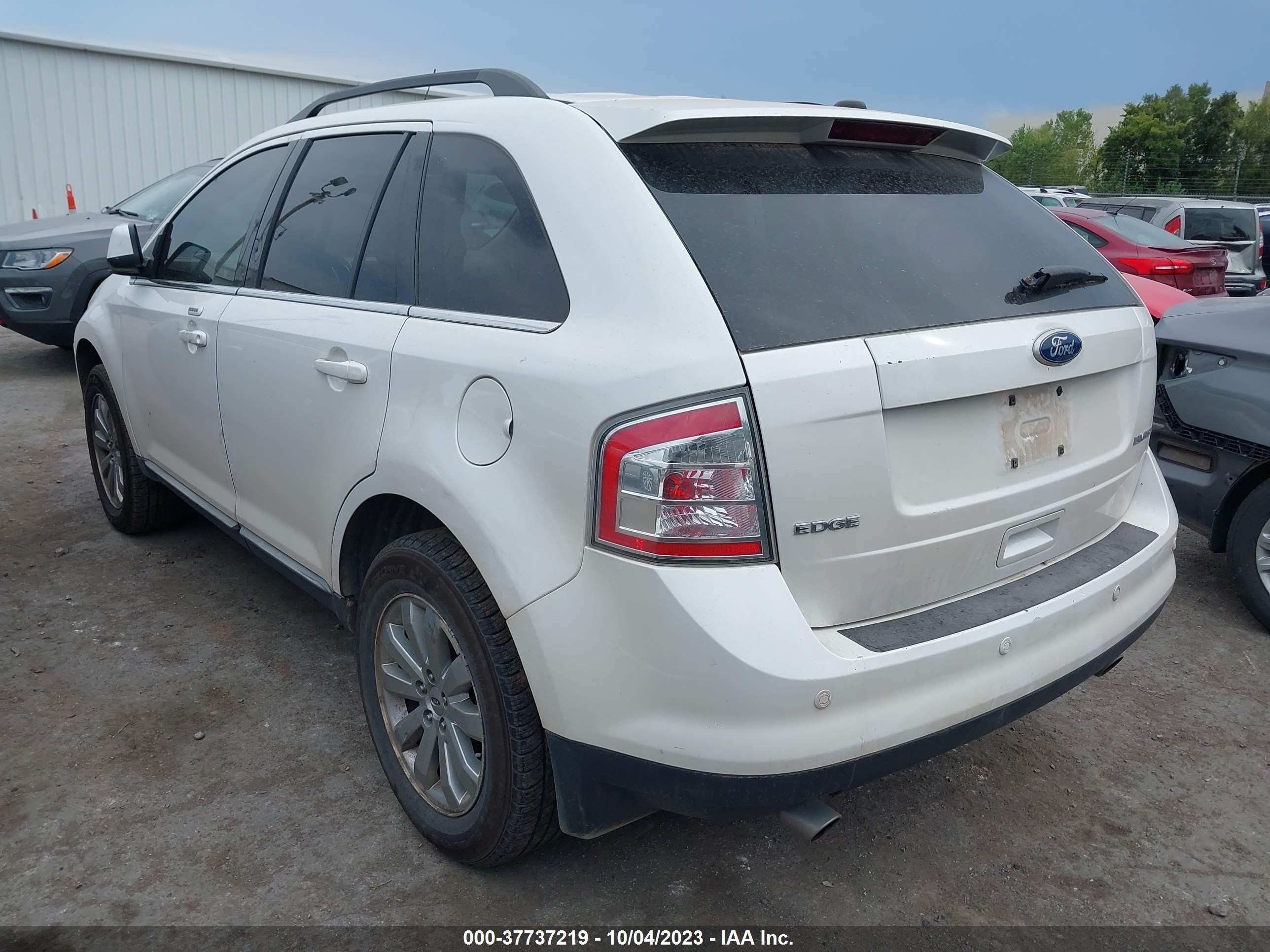 Photo 2 VIN: 2FMDK3KC3ABB52211 - FORD EDGE 