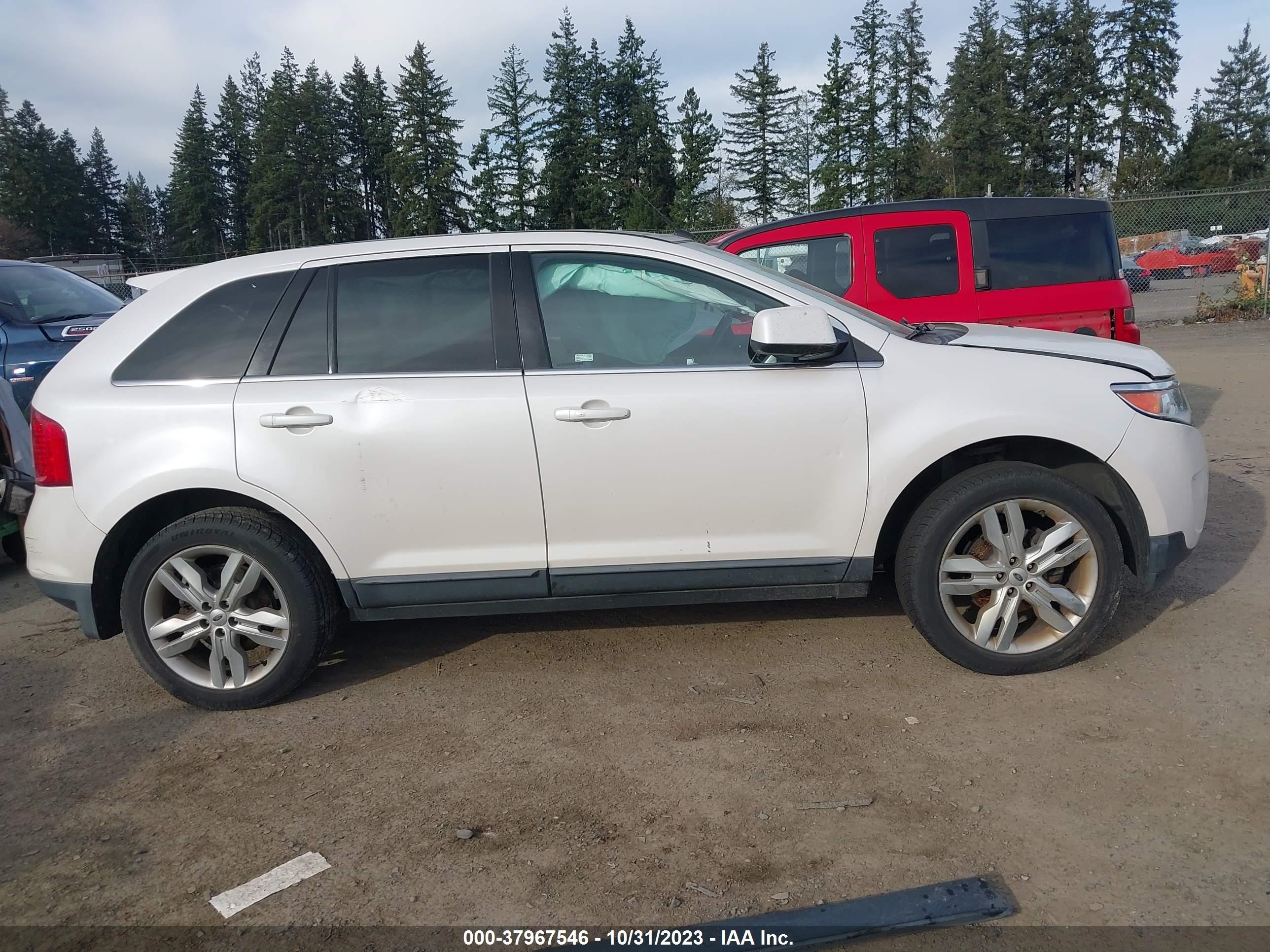 Photo 11 VIN: 2FMDK3KC3BBA71517 - FORD EDGE 