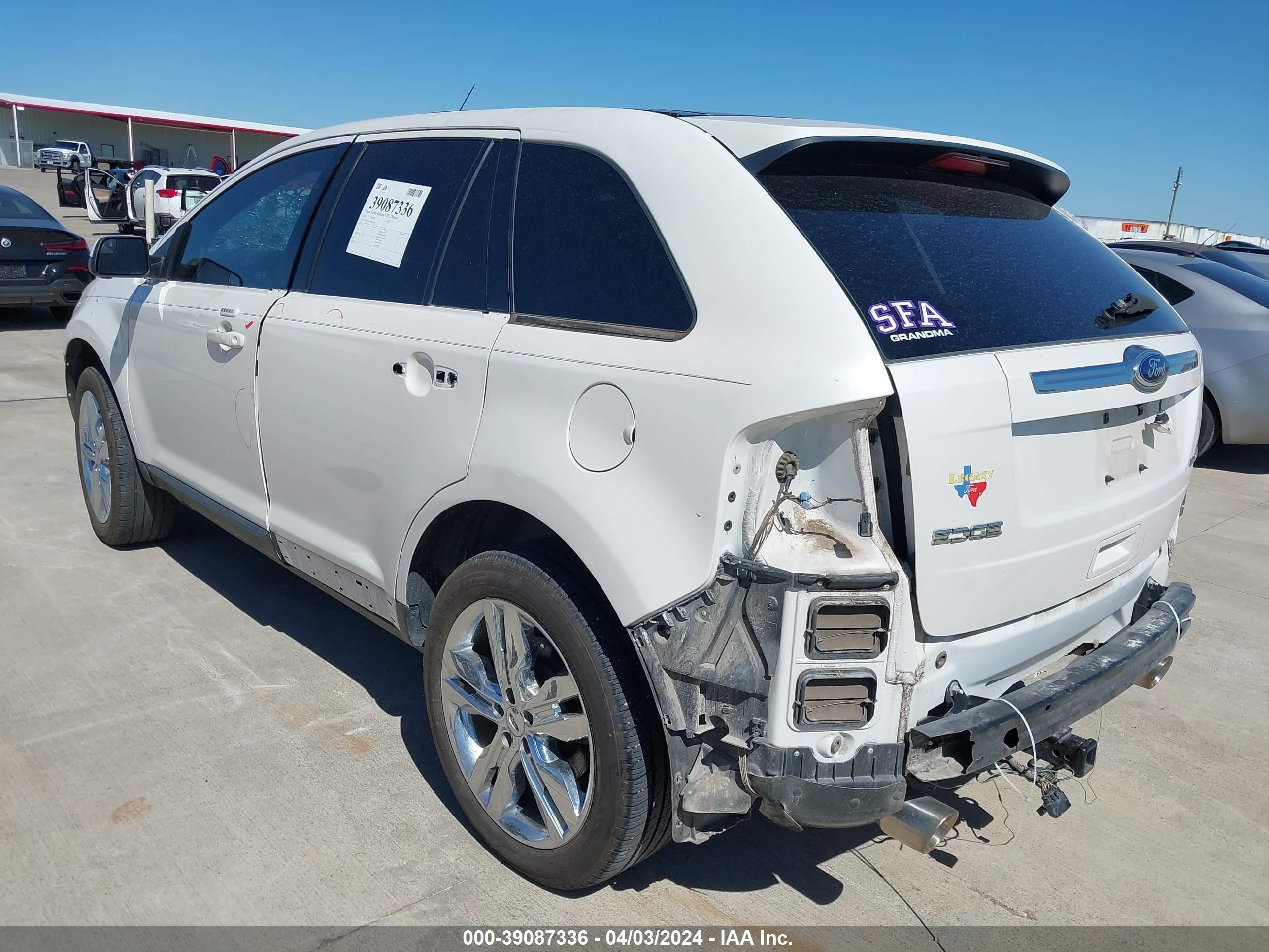 Photo 2 VIN: 2FMDK3KC4EBA50048 - FORD EDGE 