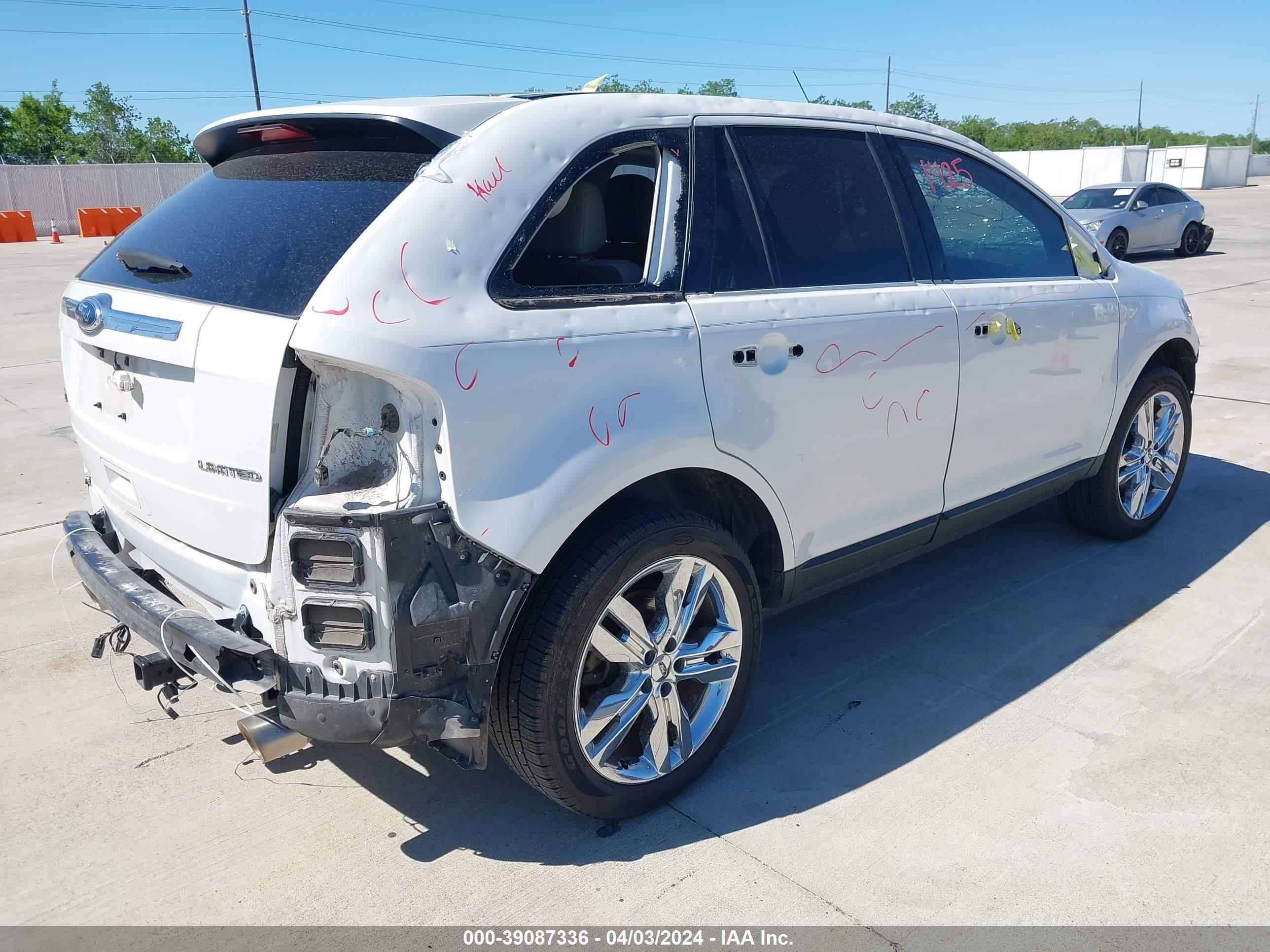 Photo 3 VIN: 2FMDK3KC4EBA50048 - FORD EDGE 