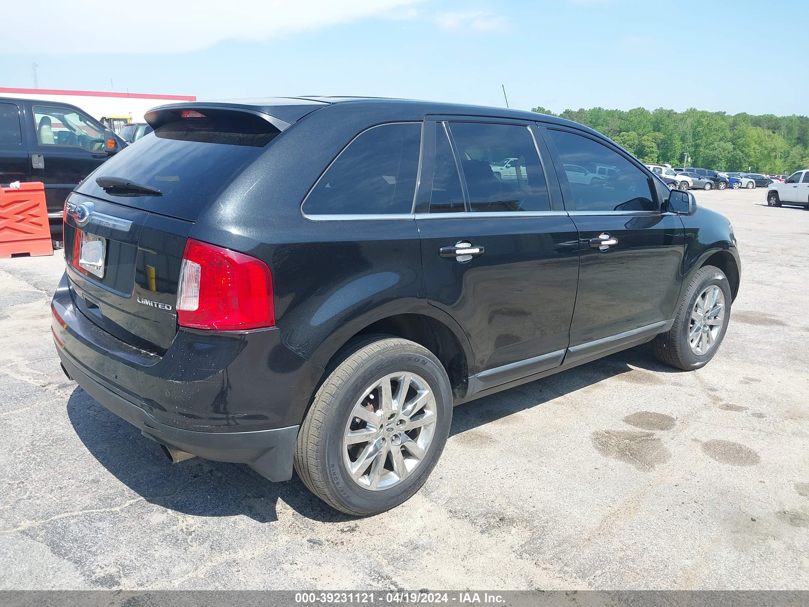 Photo 3 VIN: 2FMDK3KC6DBB83618 - FORD EDGE 