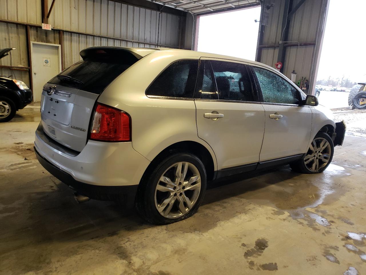 Photo 2 VIN: 2FMDK3KC7DBA28835 - FORD EDGE 