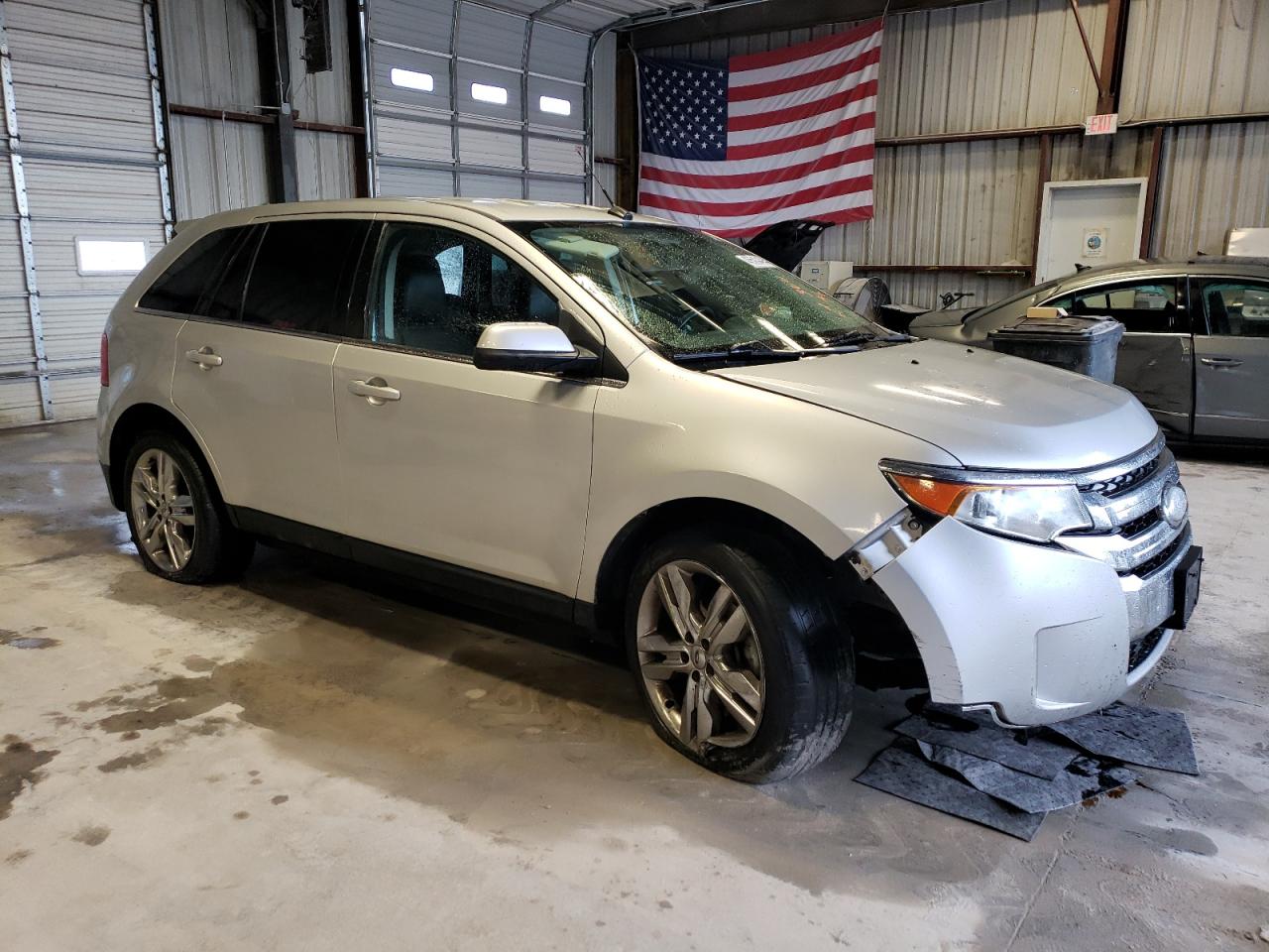 Photo 3 VIN: 2FMDK3KC7DBA28835 - FORD EDGE 