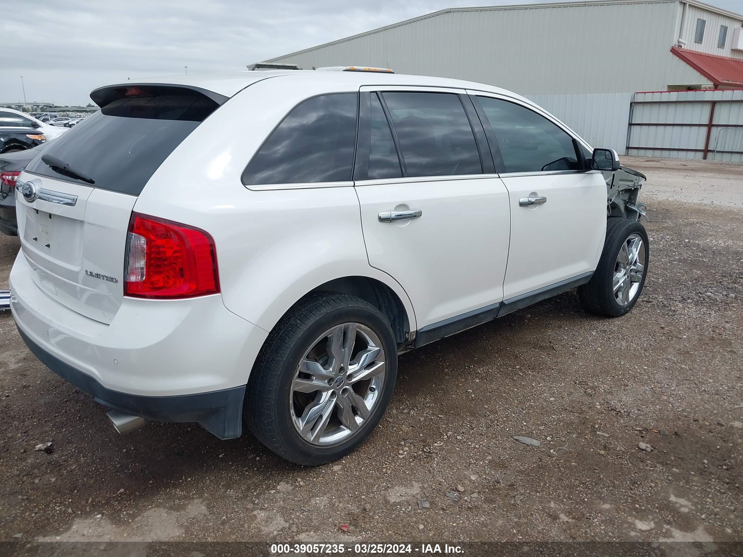 Photo 3 VIN: 2FMDK3KC7EBB85640 - FORD EDGE 