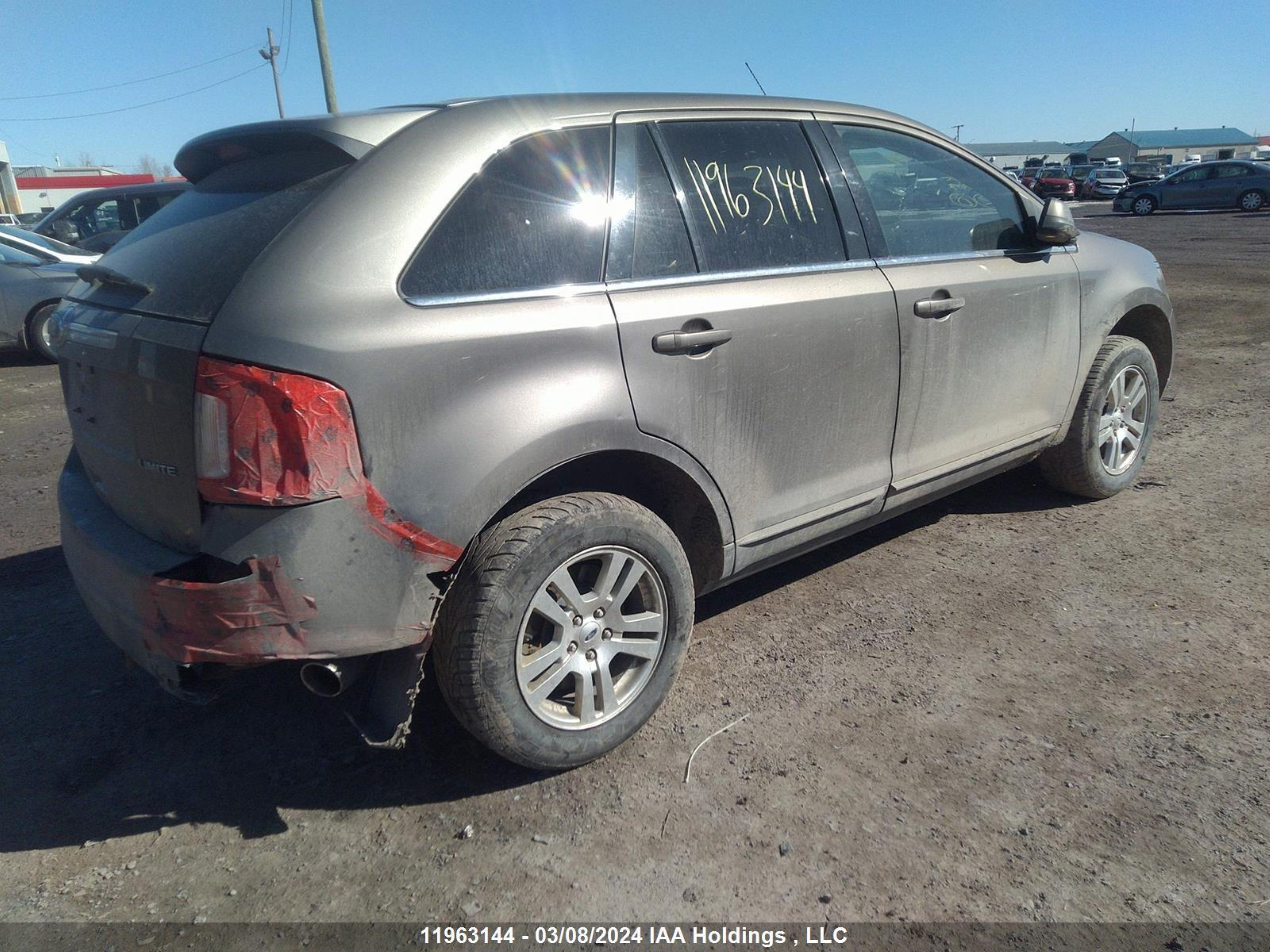 Photo 3 VIN: 2FMDK3KC8DBA13809 - FORD EDGE 