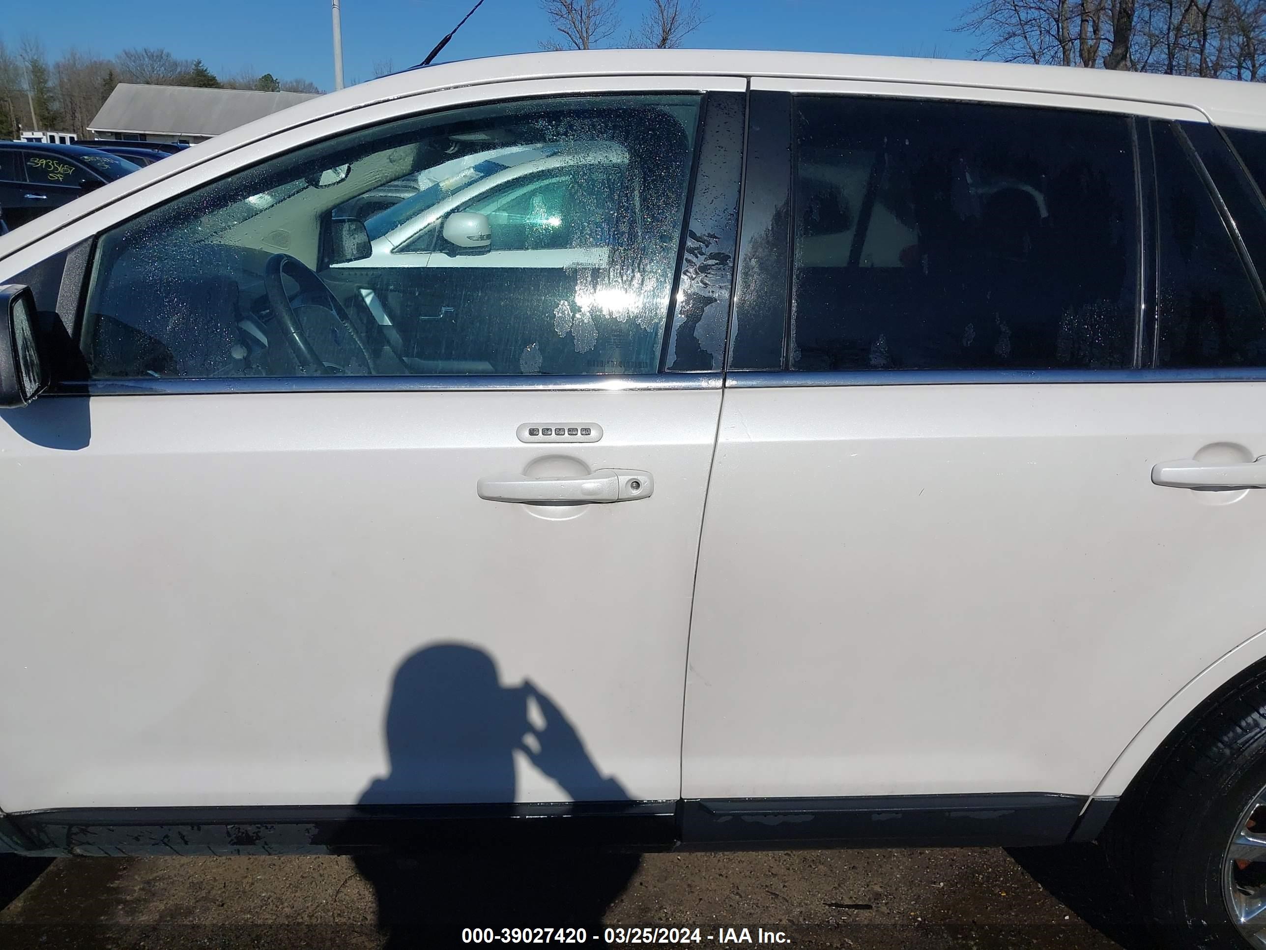 Photo 13 VIN: 2FMDK3KC9BBA95174 - FORD EDGE 