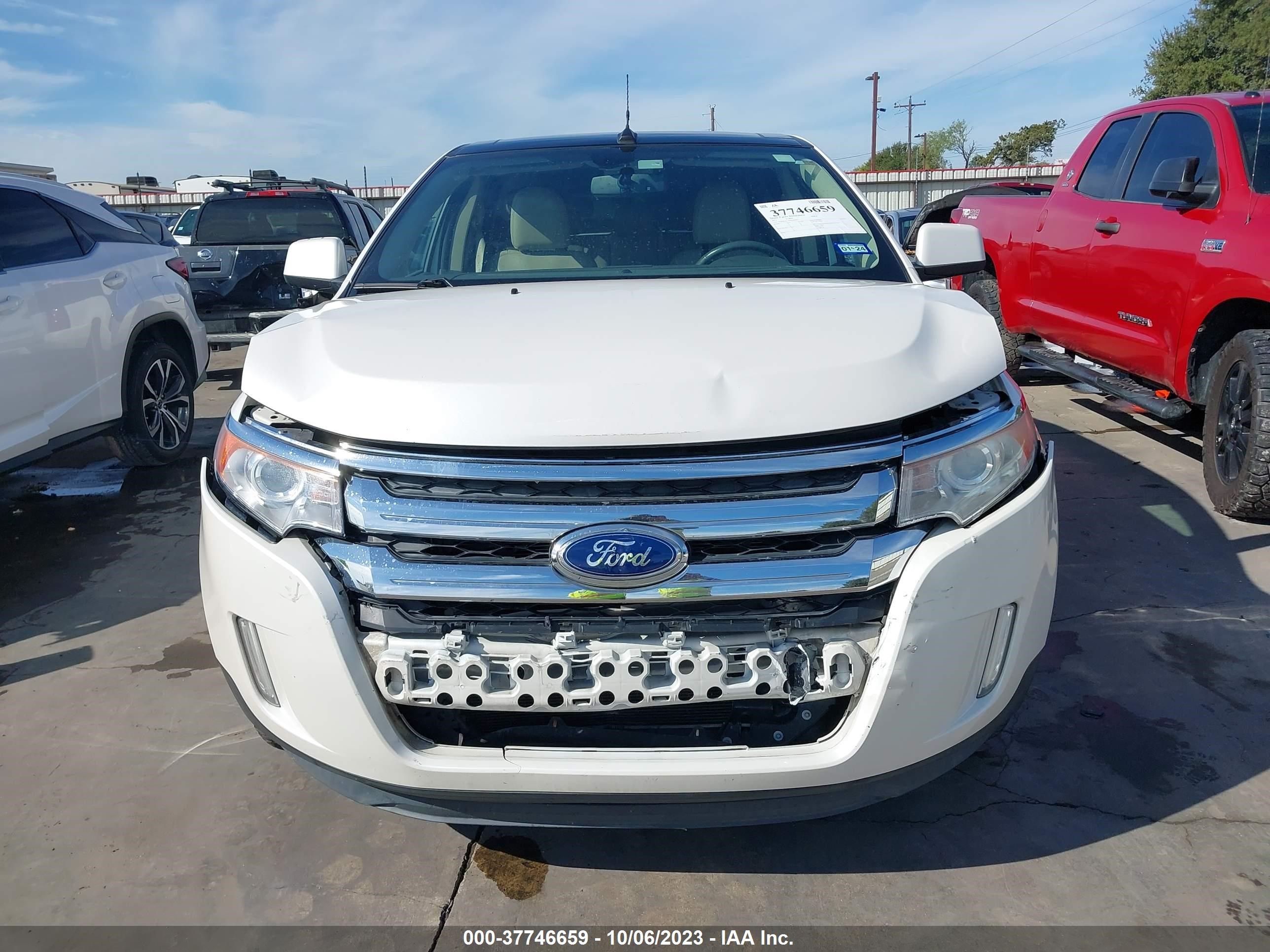 Photo 11 VIN: 2FMDK3KCXBBA60904 - FORD EDGE 