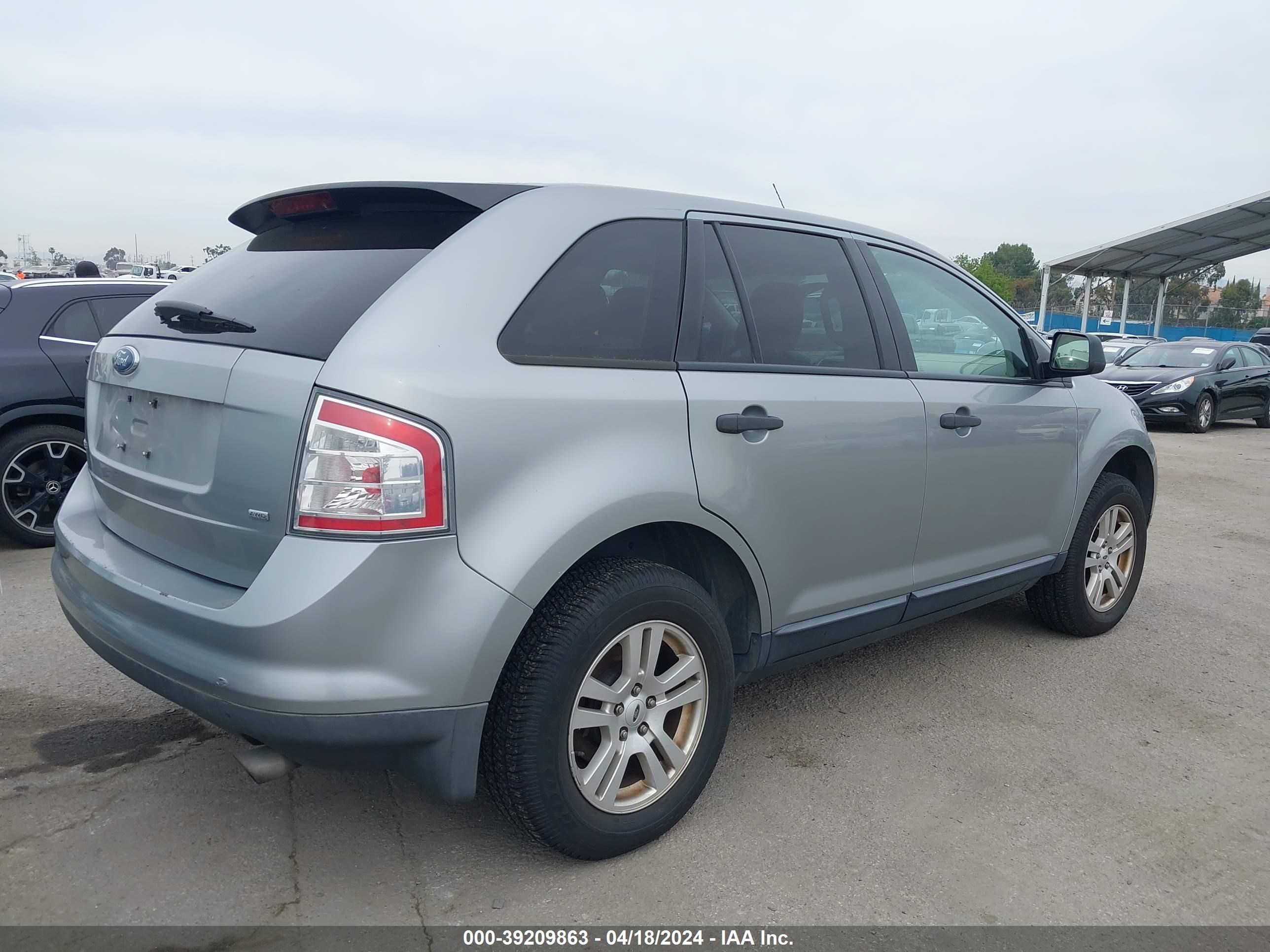 Photo 3 VIN: 2FMDK46C17BB27235 - FORD EDGE 