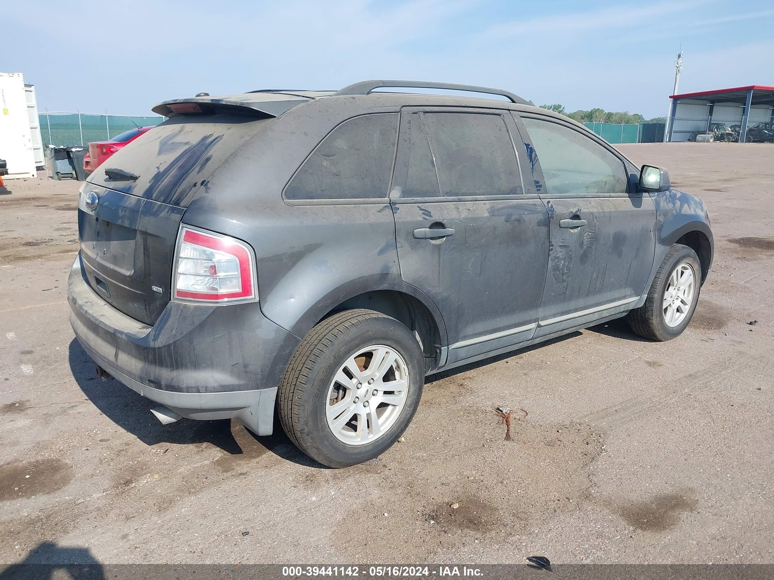 Photo 3 VIN: 2FMDK46CX7BA57122 - FORD EDGE 