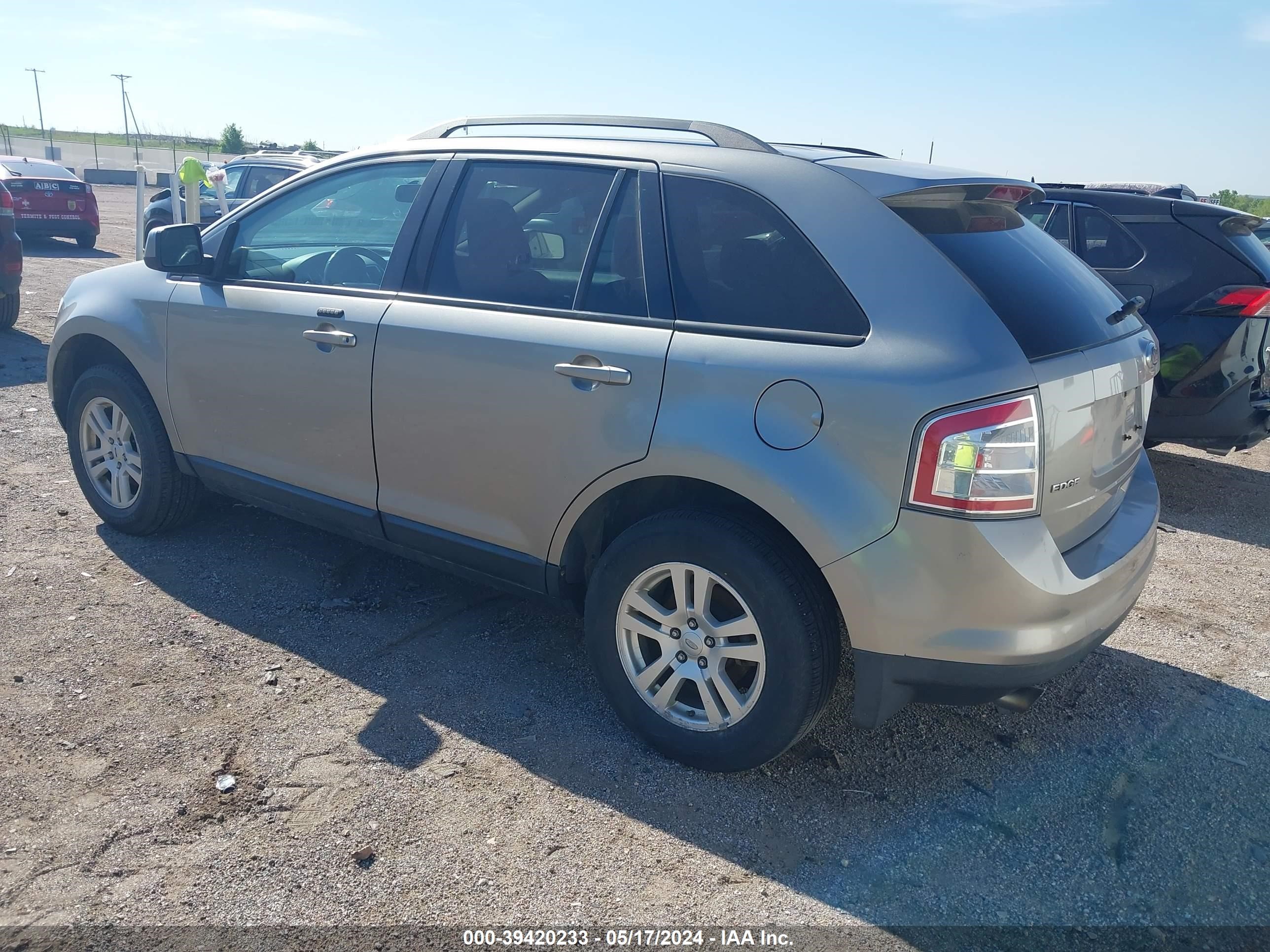 Photo 2 VIN: 2FMDK48C18BA09359 - FORD EDGE 